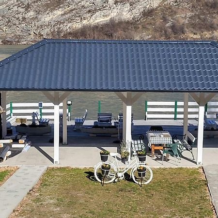 Apartman Barka Golubac Exteriör bild