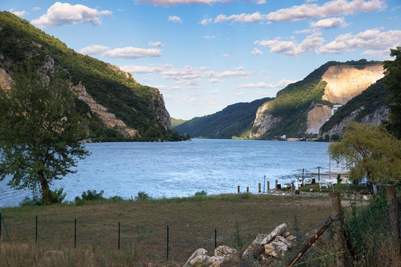 Apartman Barka Golubac Exteriör bild