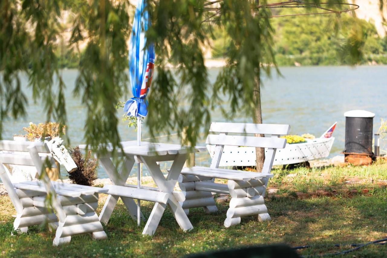 Apartman Barka Golubac Exteriör bild